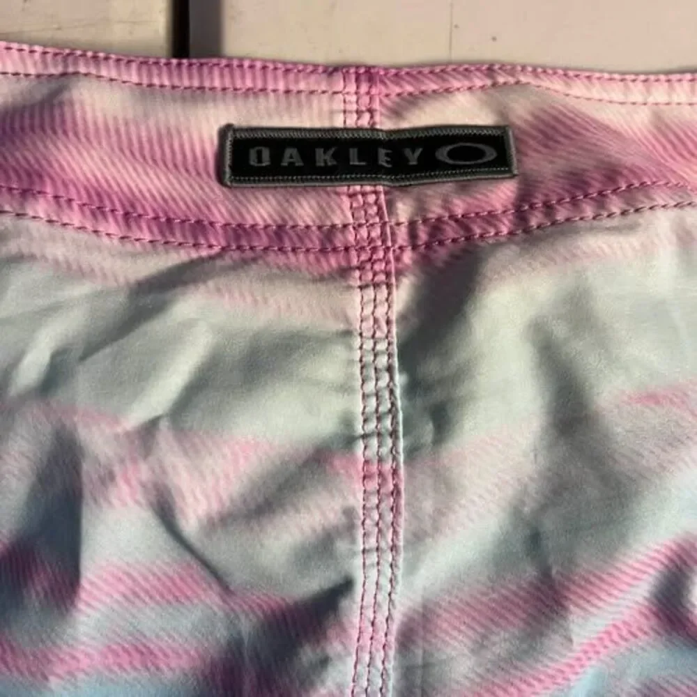 Oakley Board Shorts Size 33 purple